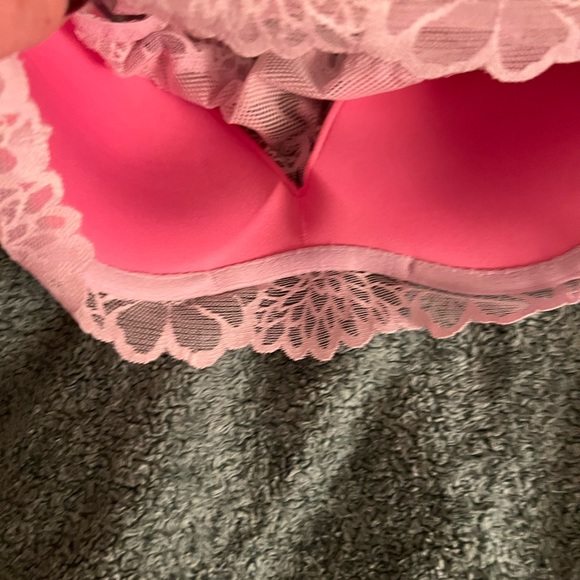 Victoria’s Secret PINK Lace Bralette - Picture 4 of 6